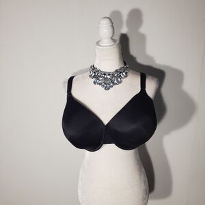 BUNDLE OF 2 BRAS  BLACK/PINK  SIZE 44DD